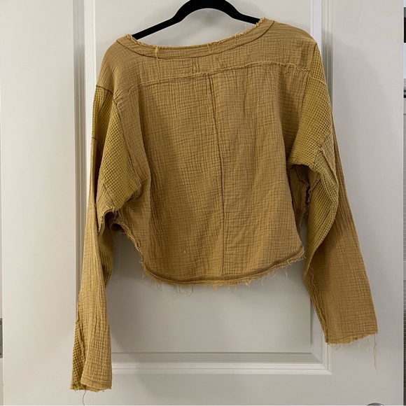 Urban Outfitters Henley Top - Picture 4 of 4